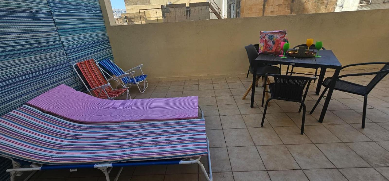 Rooftop St Julians Apartament St. Julian's