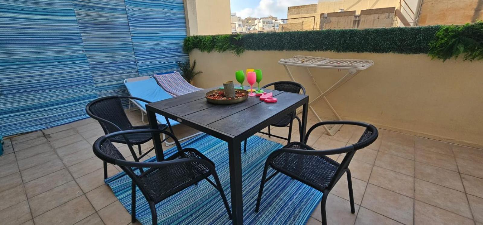 Rooftop St Julians Apartament St. Julian's
